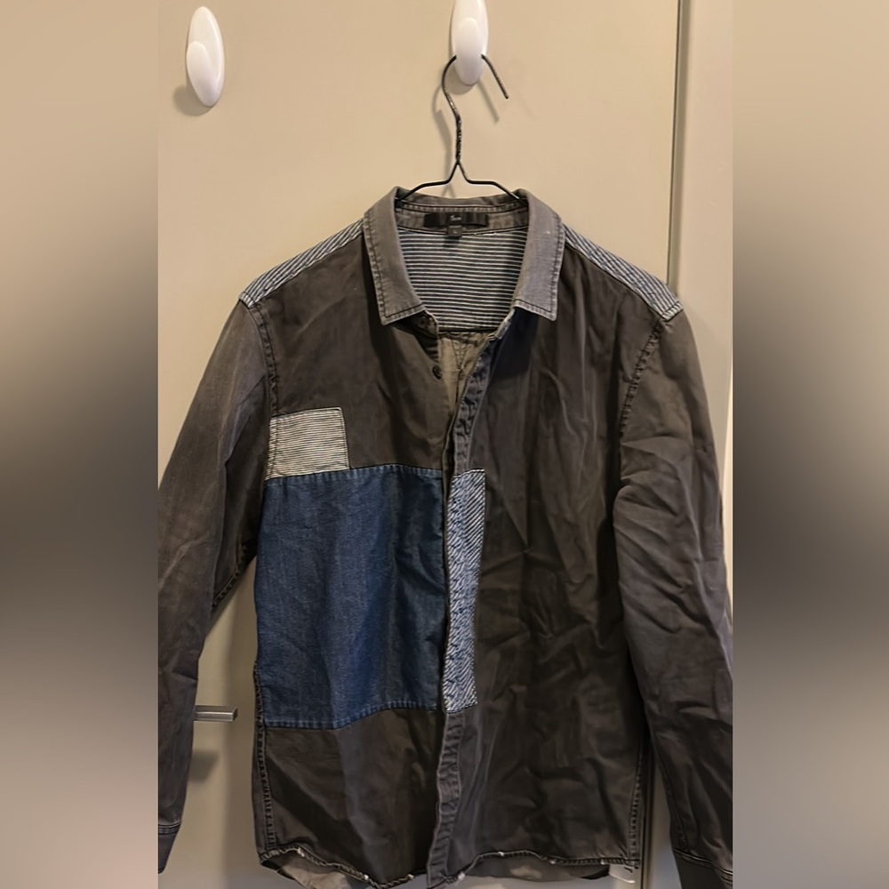 Shirt - M